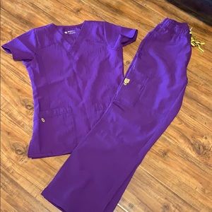 Wink 4 Stretch Scrub Set